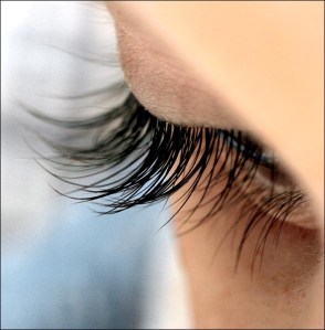 long-eyelashes